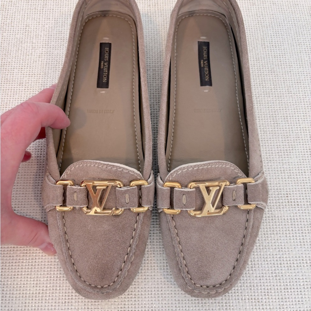 Suede Louis Vuitton Tan Loafers Gold LV. 
Like new- barely worn